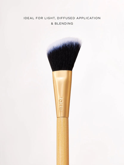 angled light coverage concealer brush